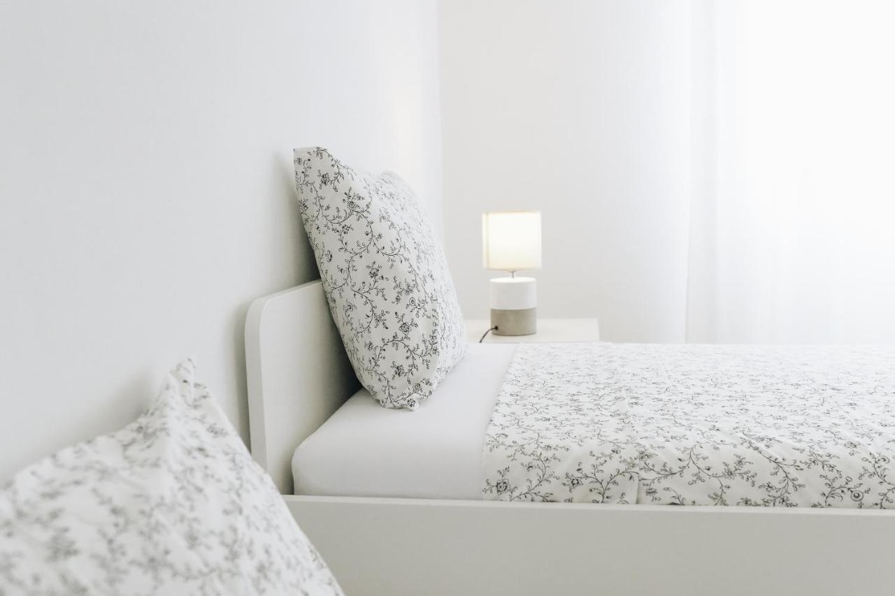 Host Wise - Sweet & Sunny Flat - Ace Location Apartman Quarteira Kültér fotó